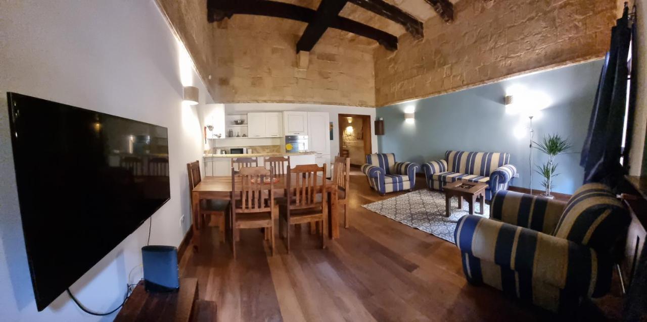 Vallettacharme - 2 Bedrooms Flat In The Heart Of The City Exteriör bild