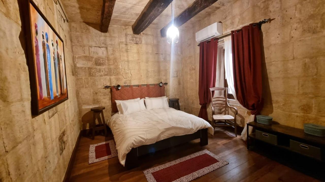 Vallettacharme - 2 Bedrooms Flat In The Heart Of The City Exteriör bild